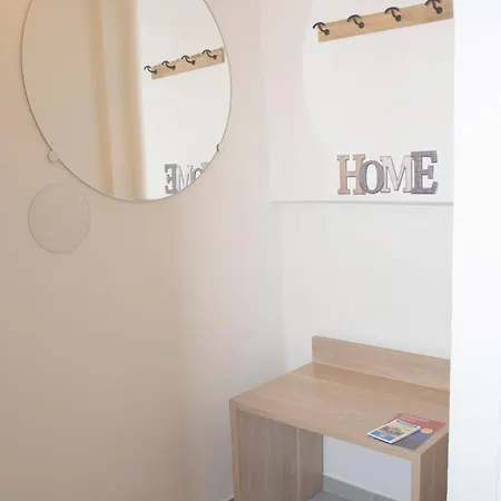 C.27 Lili Urban_apartment Apartment Thessaloniki